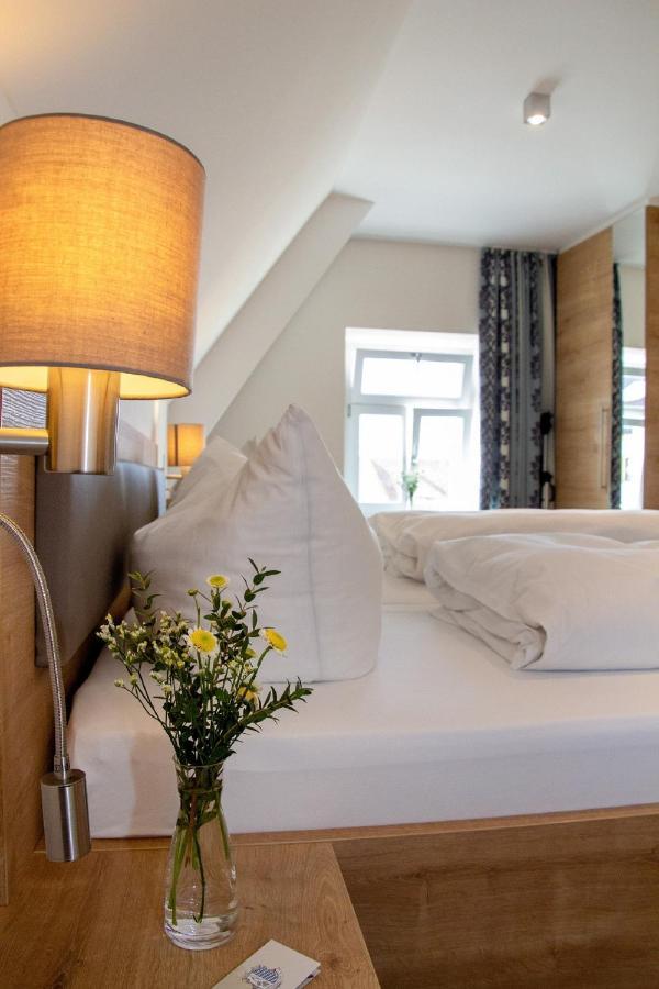 Hotelgasthof Bayerischer Hof Зульцбах-Розенберг Экстерьер фото