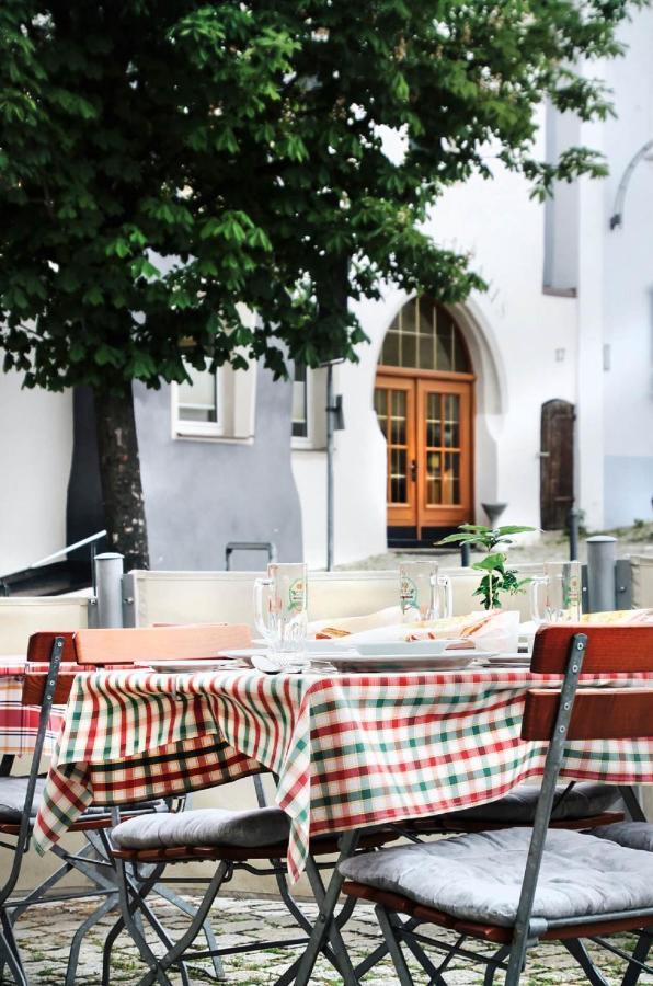 Hotelgasthof Bayerischer Hof Зульцбах-Розенберг Экстерьер фото